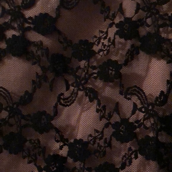 🎁SOLD🎁Lace Dress - Picture 2 of 5